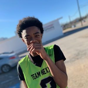 Meet your Posher, Jamal